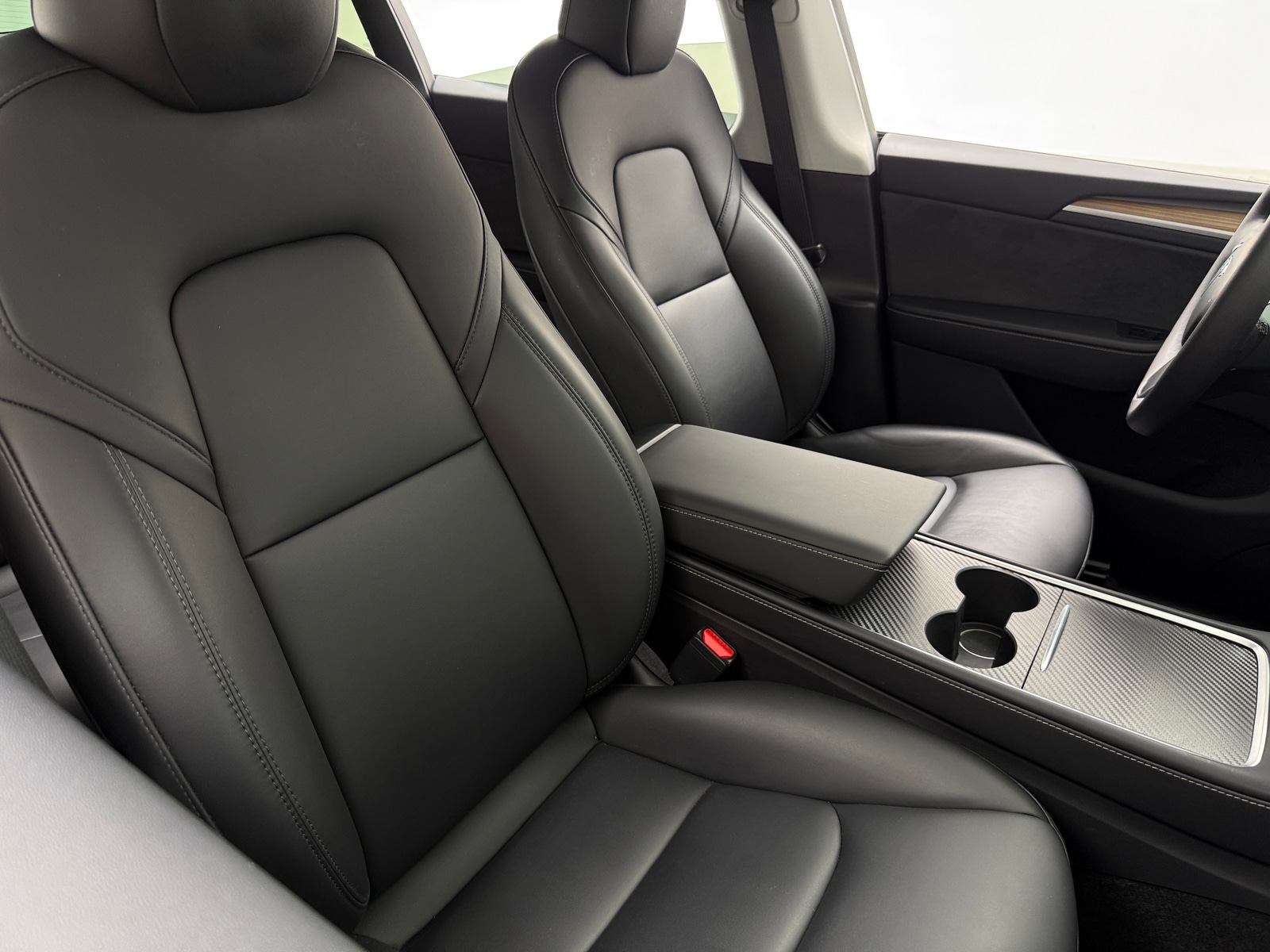 Thumbnail: 2025 Tesla Model Y - 2