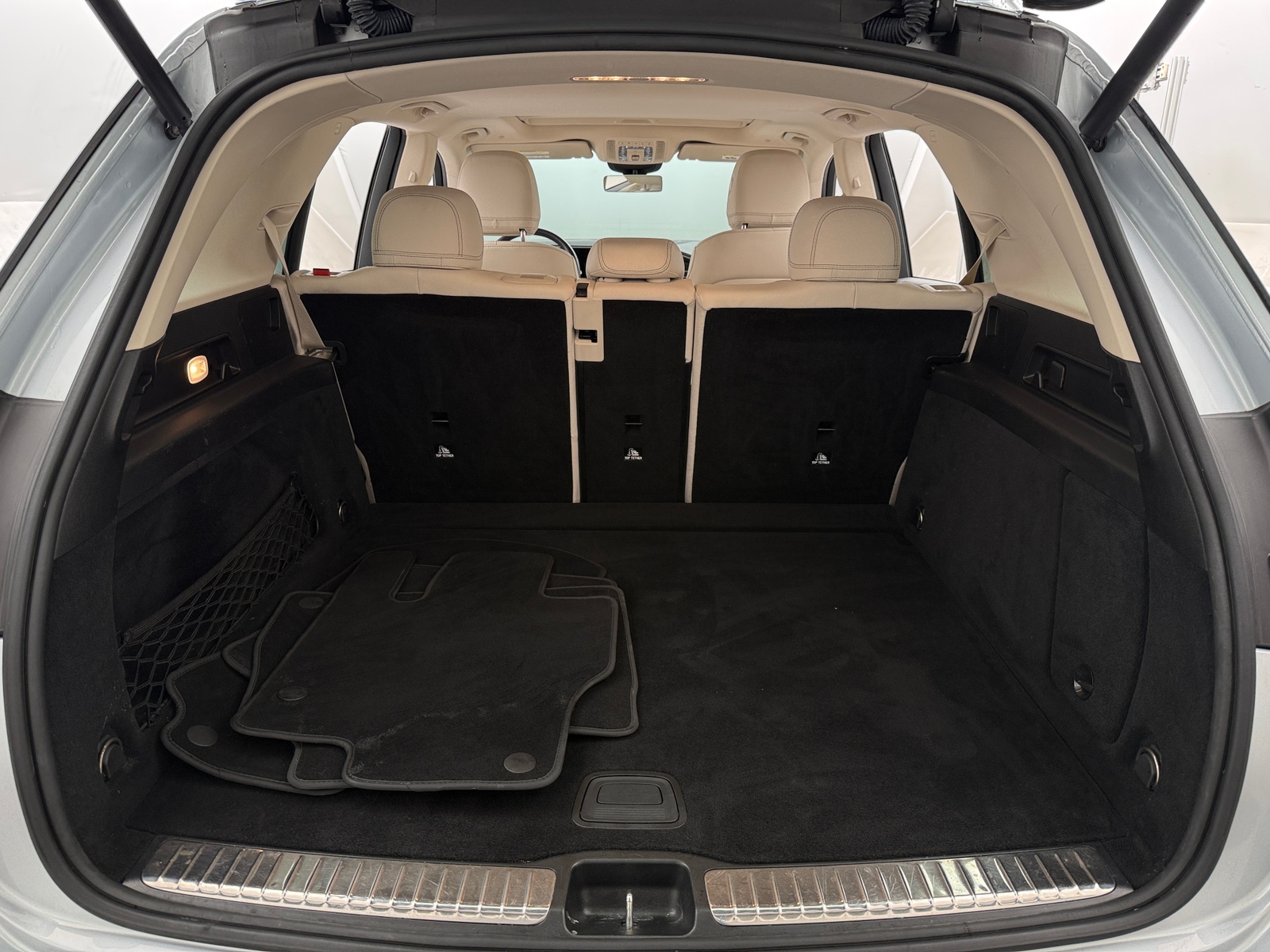 Thumbnail: 2023 Mercedes-Benz GLE - 6