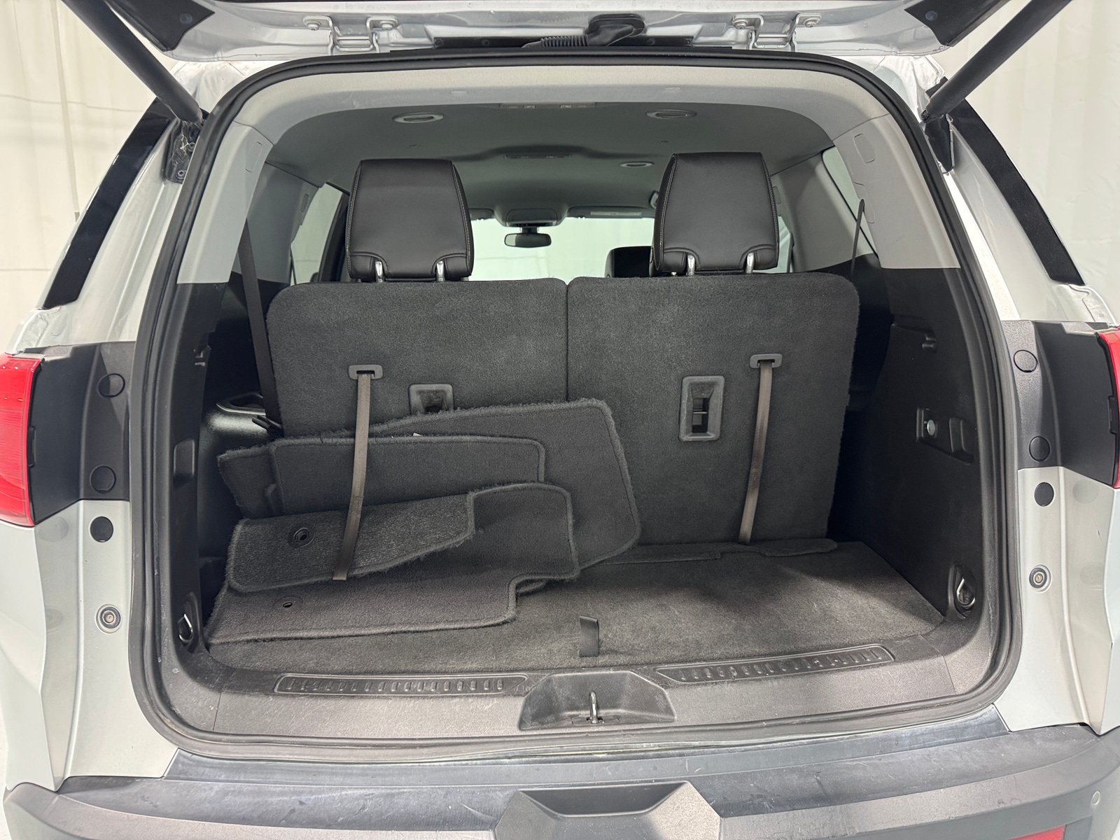 Thumbnail: 2019 GMC Acadia - 6