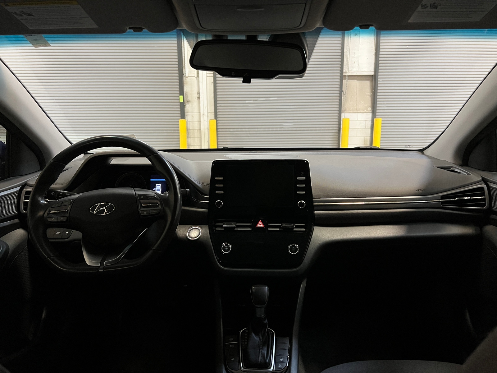 Thumbnail: 2022 Hyundai Ioniq - 3