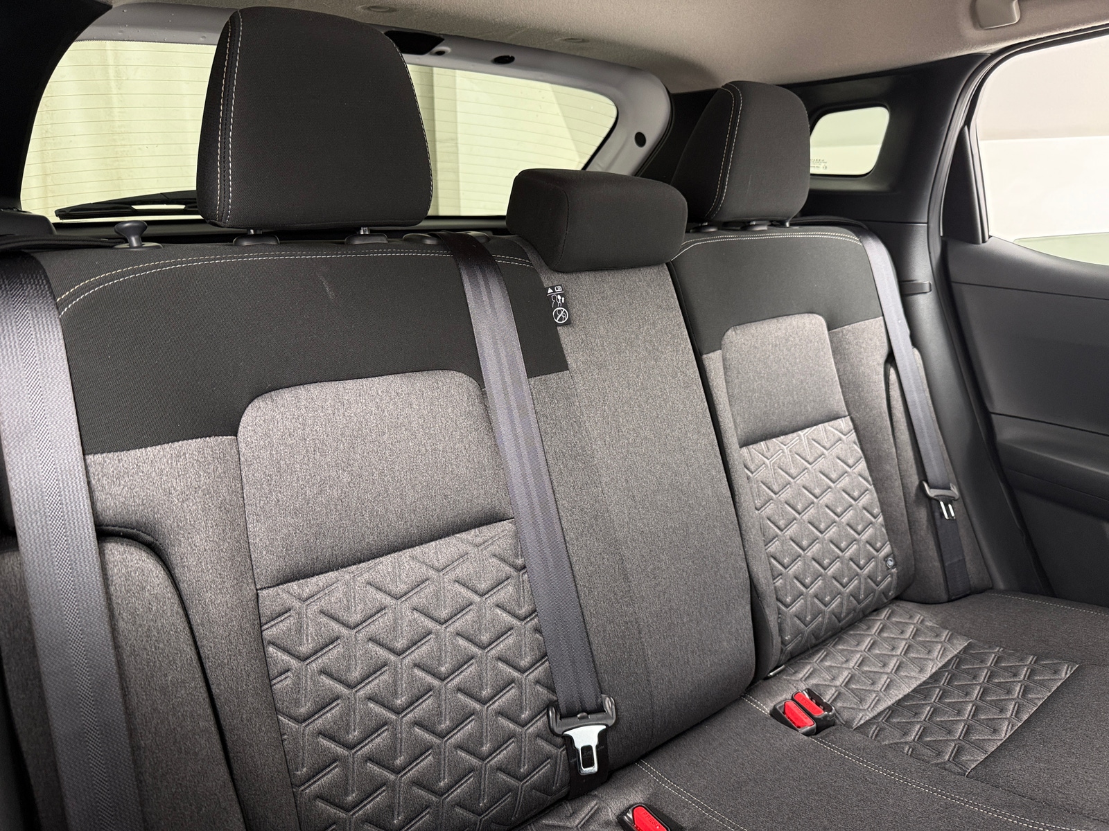 Thumbnail: 2025 Nissan Kicks - 6