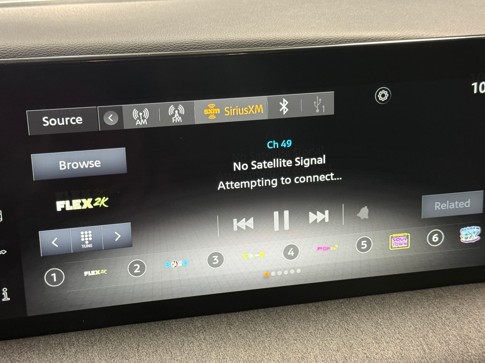 Thumbnail: 2025 Nissan Kicks - 4