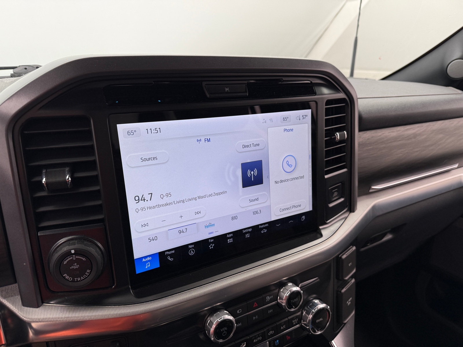 Thumbnail: 2025 Ford Econoline - 3