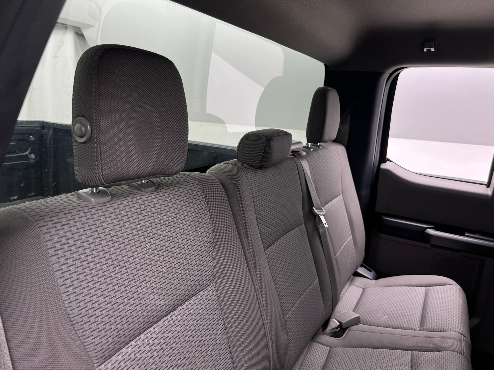 Thumbnail: 2018 Ford Econoline - 6