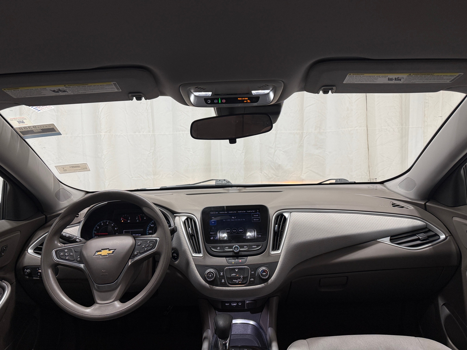 Thumbnail: 2022 Chevrolet Malibu - 3