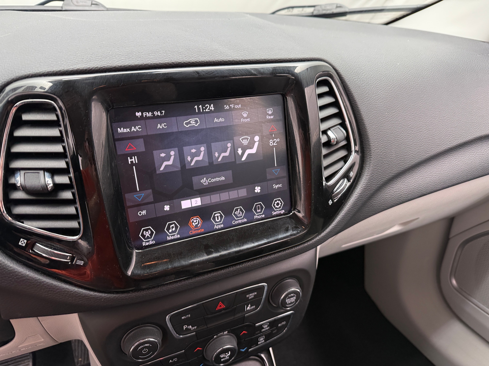 Thumbnail: 2020 Jeep Compass - 3