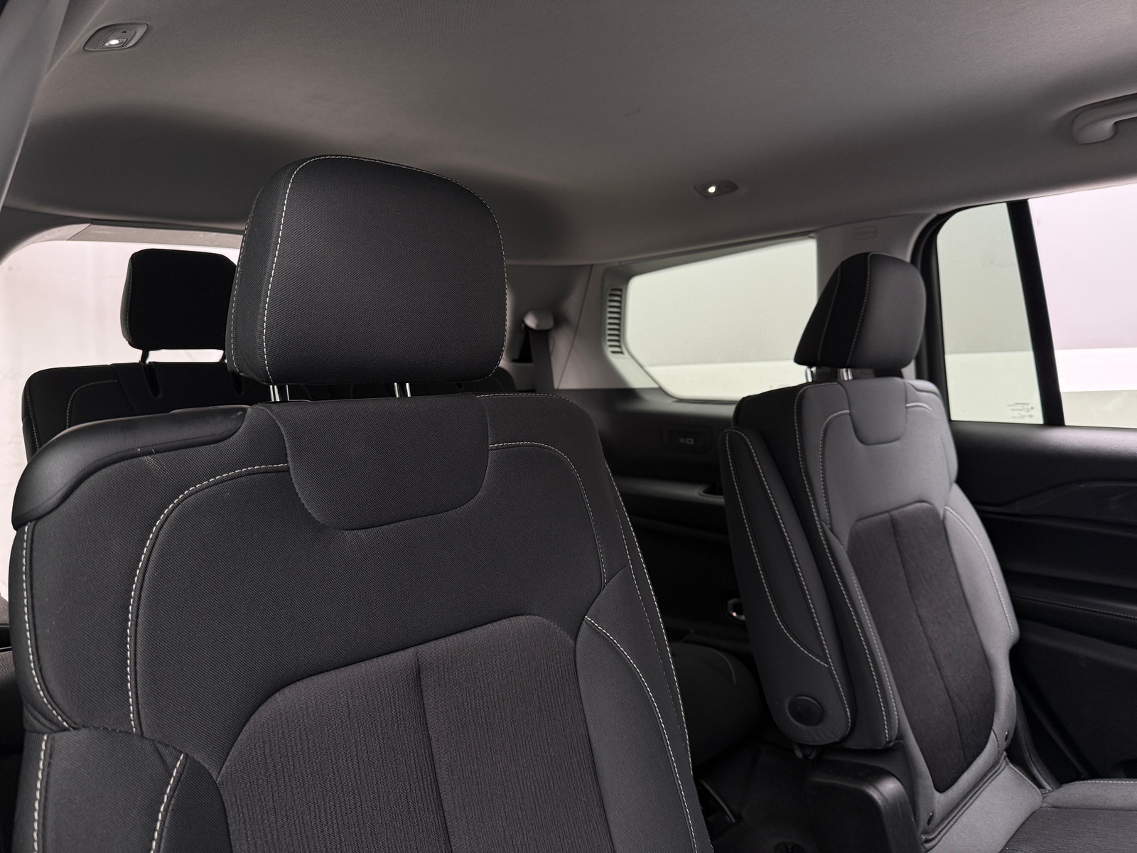 Thumbnail: 2021 Jeep Grand Cherokee L - 6