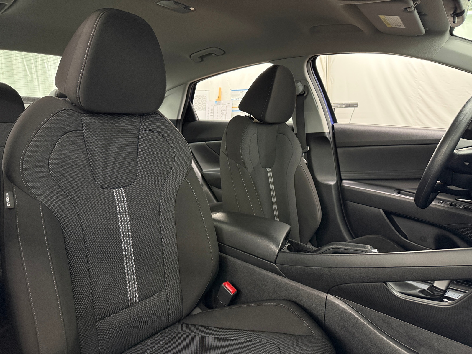 Thumbnail: 2022 Hyundai Elantra - 2