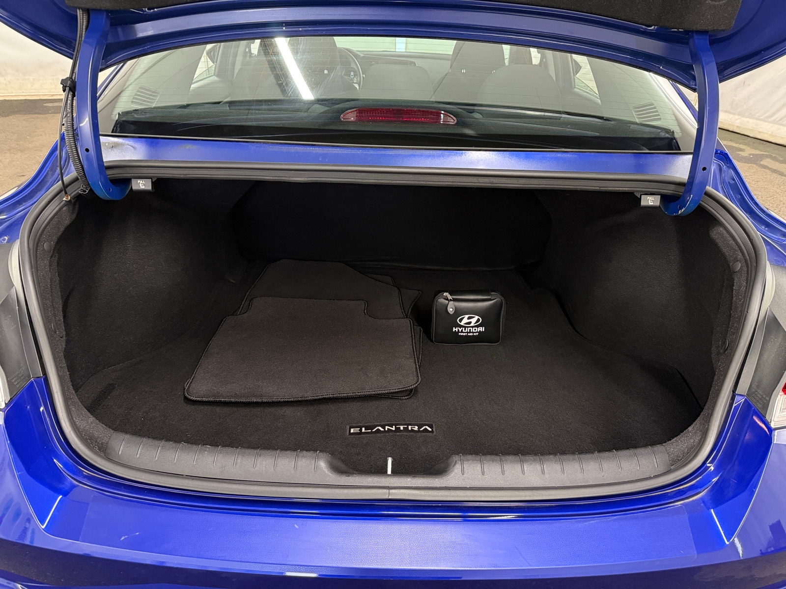 Thumbnail: 2022 Hyundai Elantra - 7