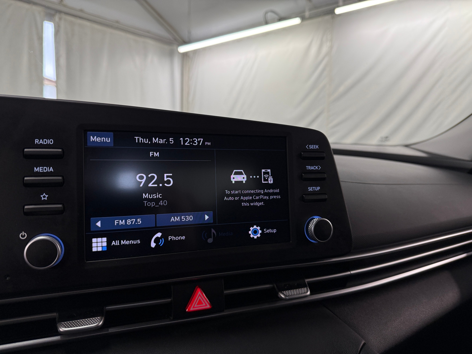 Thumbnail: 2022 Hyundai Elantra - 4