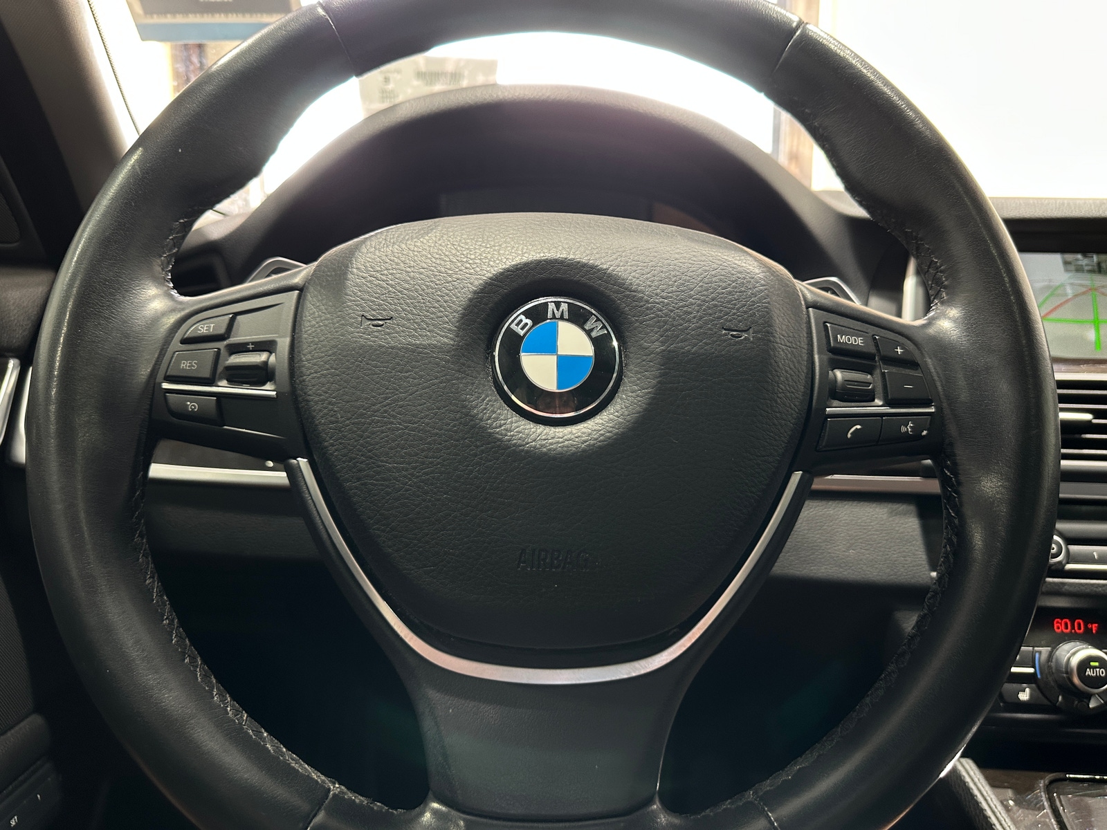 Thumbnail: 2016 BMW 5 Series - 4