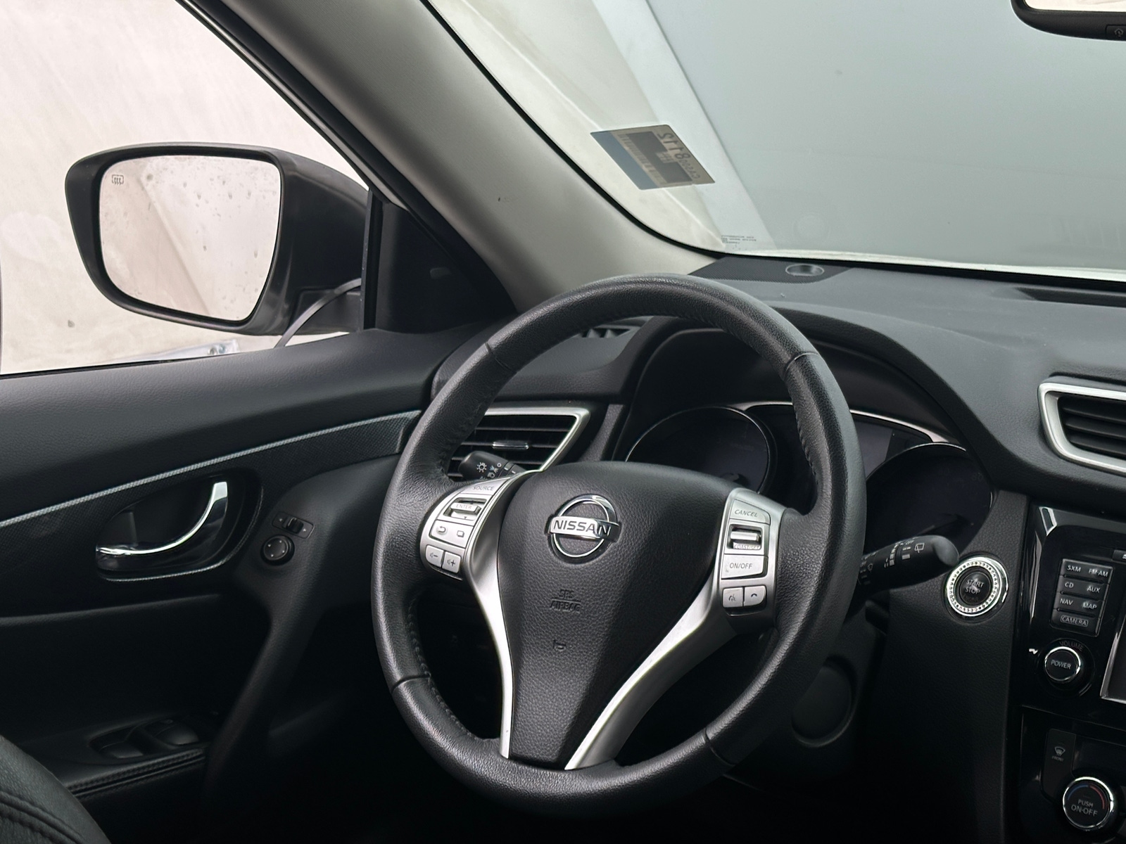 Thumbnail: 2015 Nissan Rogue - 4