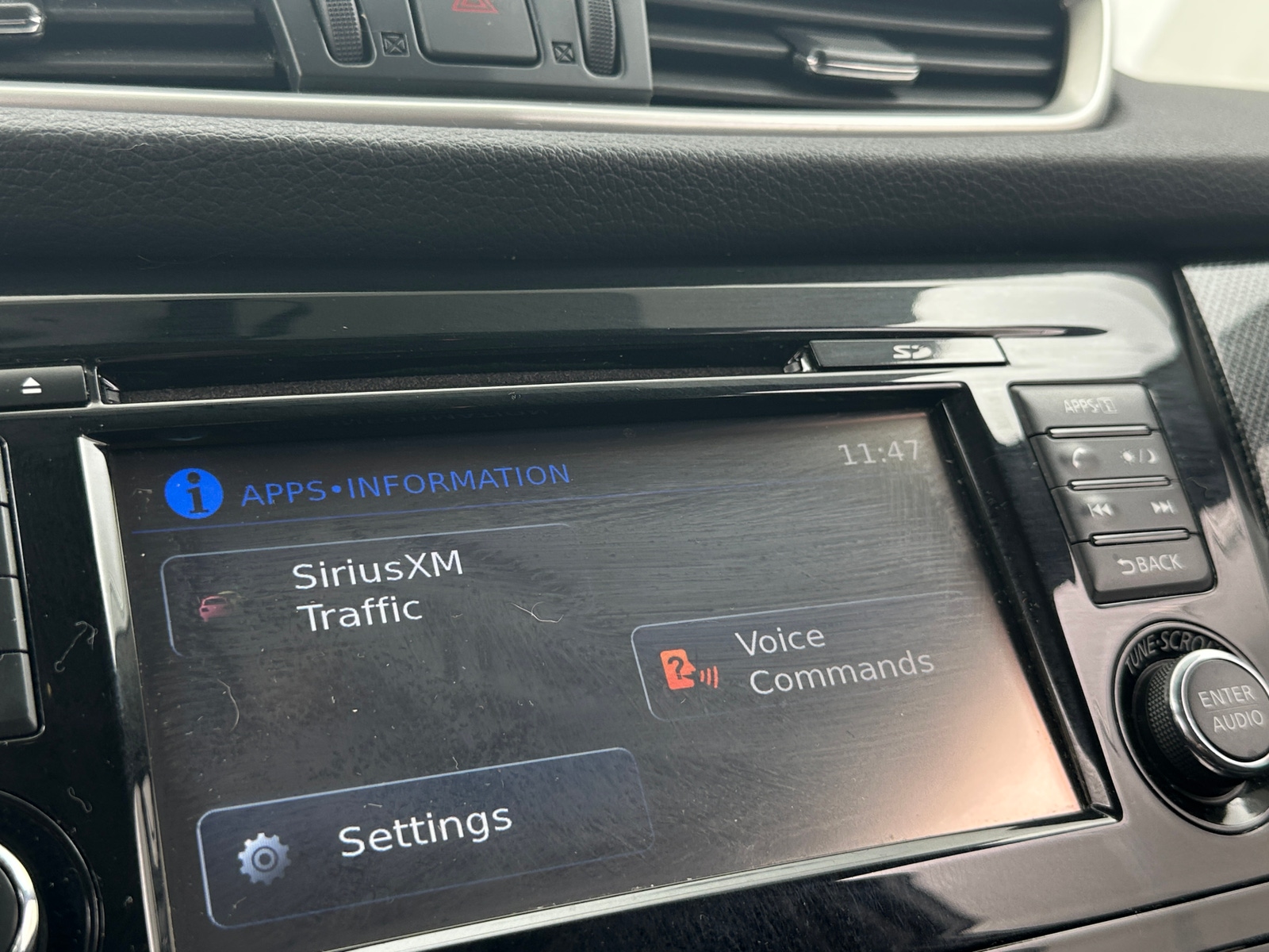 Thumbnail: 2015 Nissan Rogue - 3