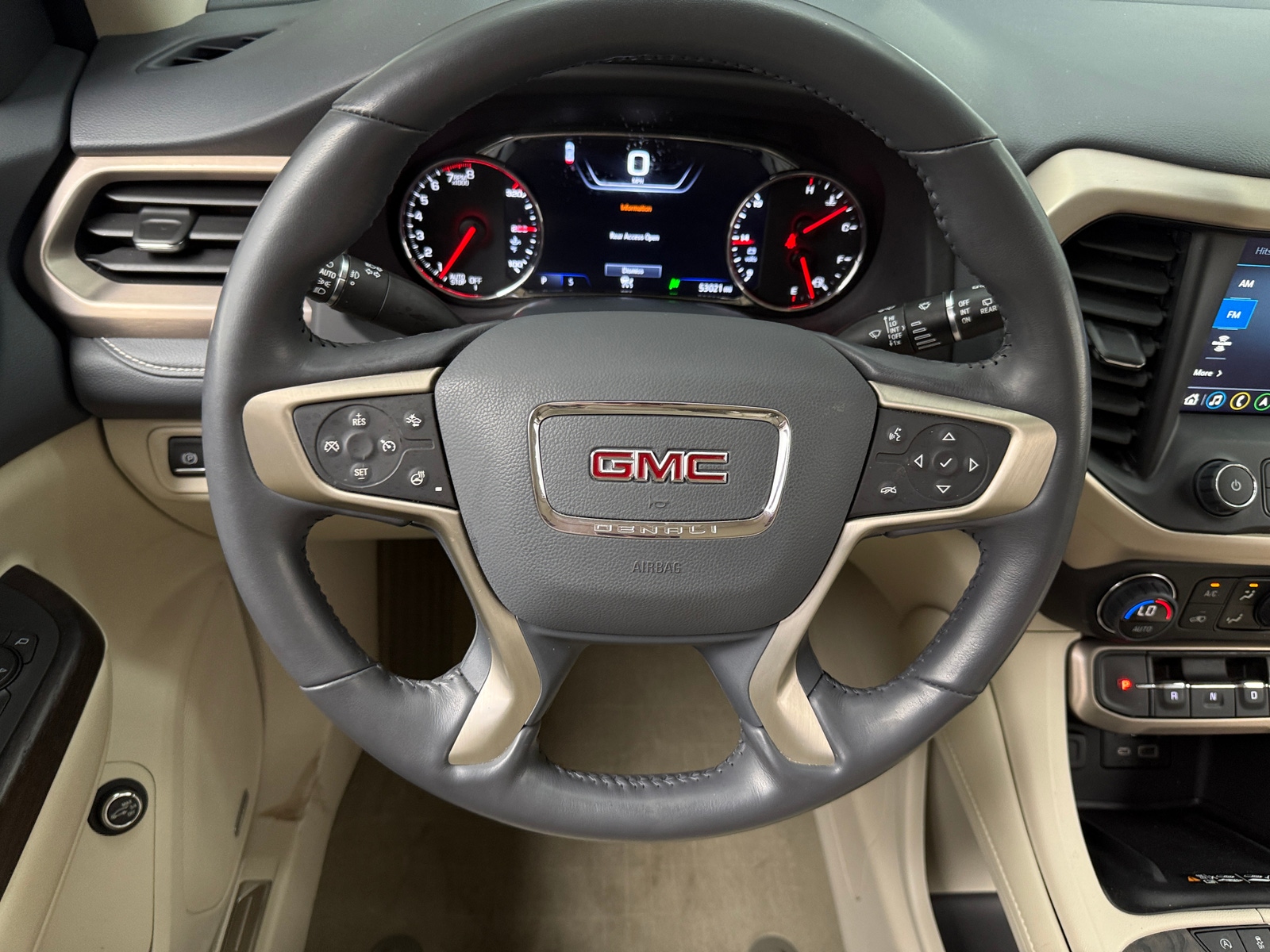 Thumbnail: 2022 GMC Acadia - 4