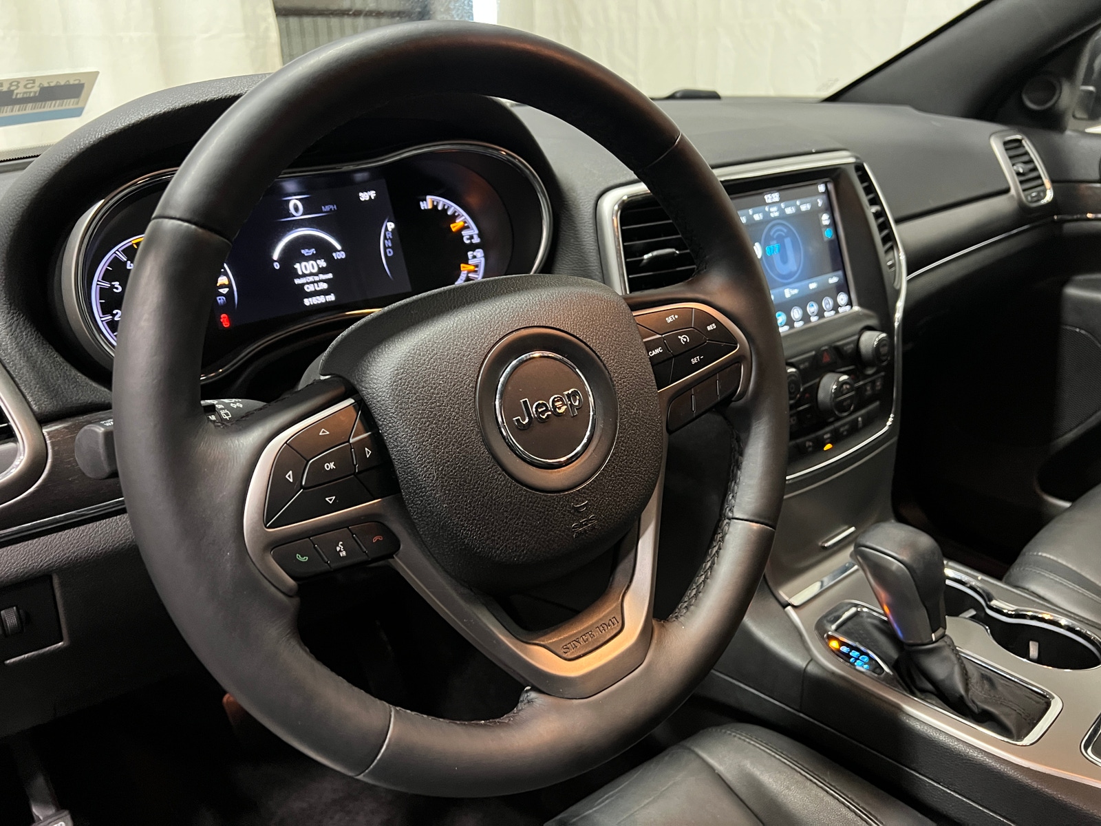 Thumbnail: 2018 Jeep Grand Cherokee - 4