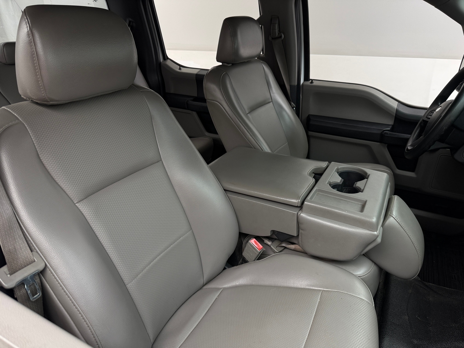 Thumbnail: 2018 Ford Econoline - 2