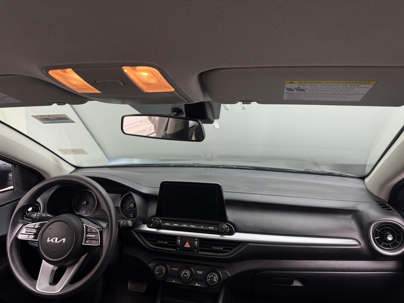 Thumbnail: 2024 Kia Forte - 3