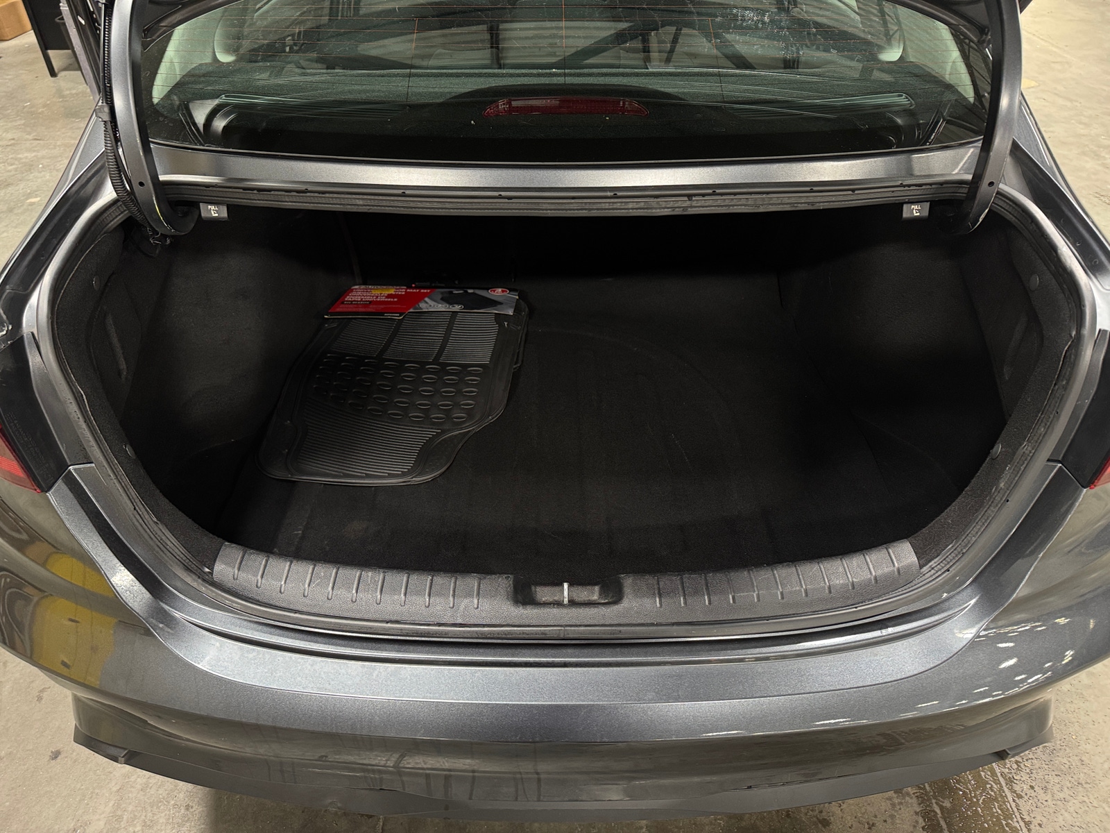 Thumbnail: 2024 Kia Forte - 7