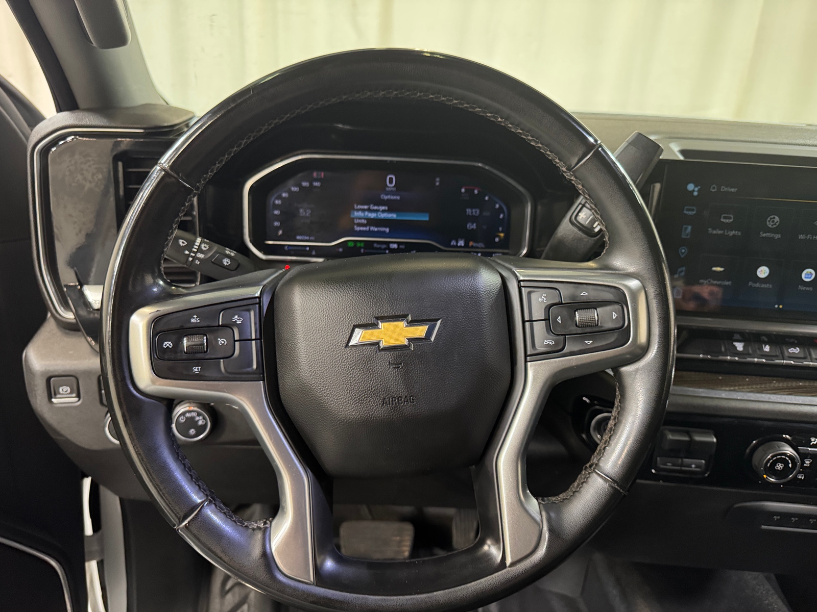 Thumbnail: 2024 Chevrolet Silverado 2500 - 5