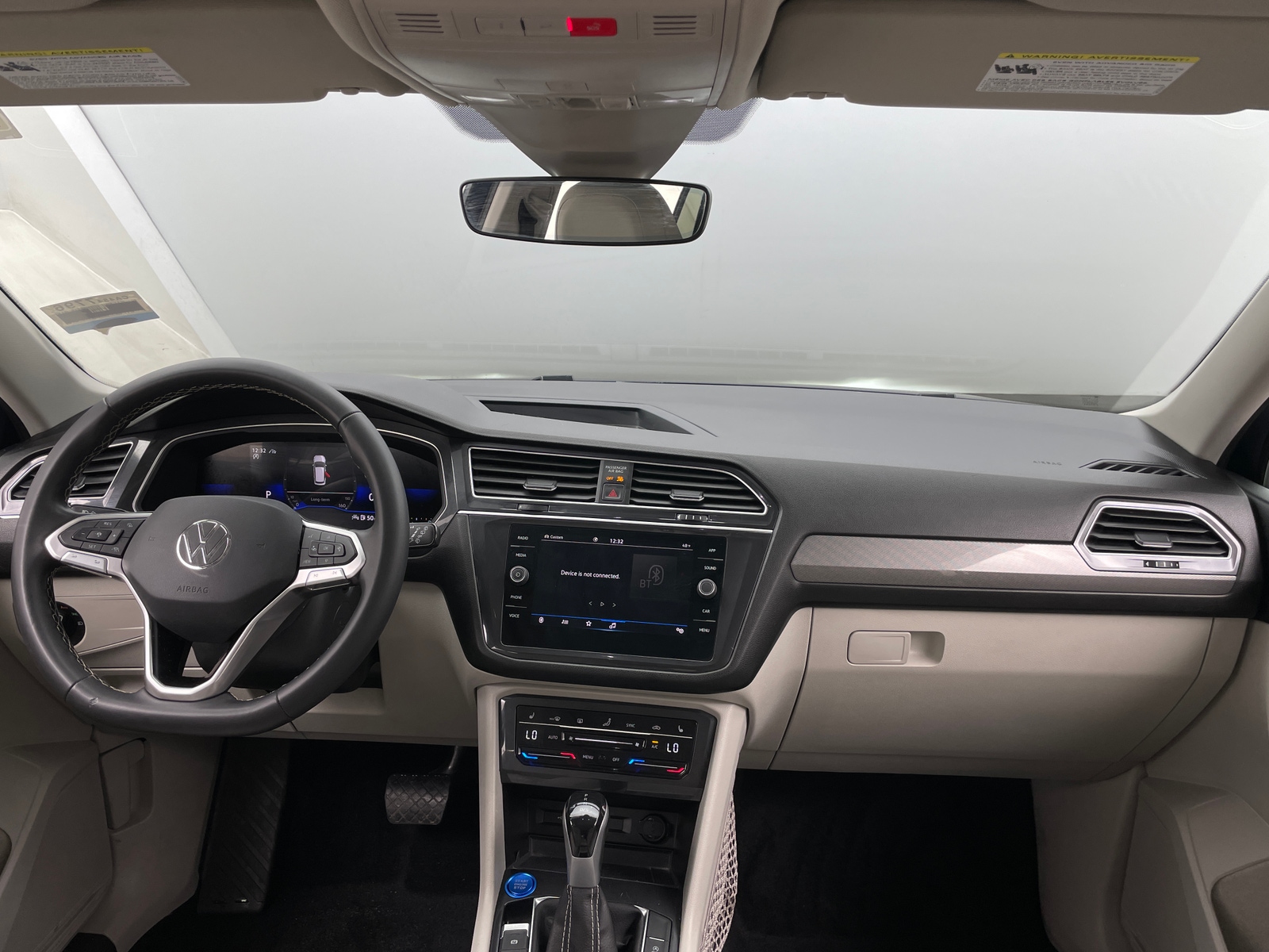 Thumbnail: 2023 Volkswagen Tiguan - 2