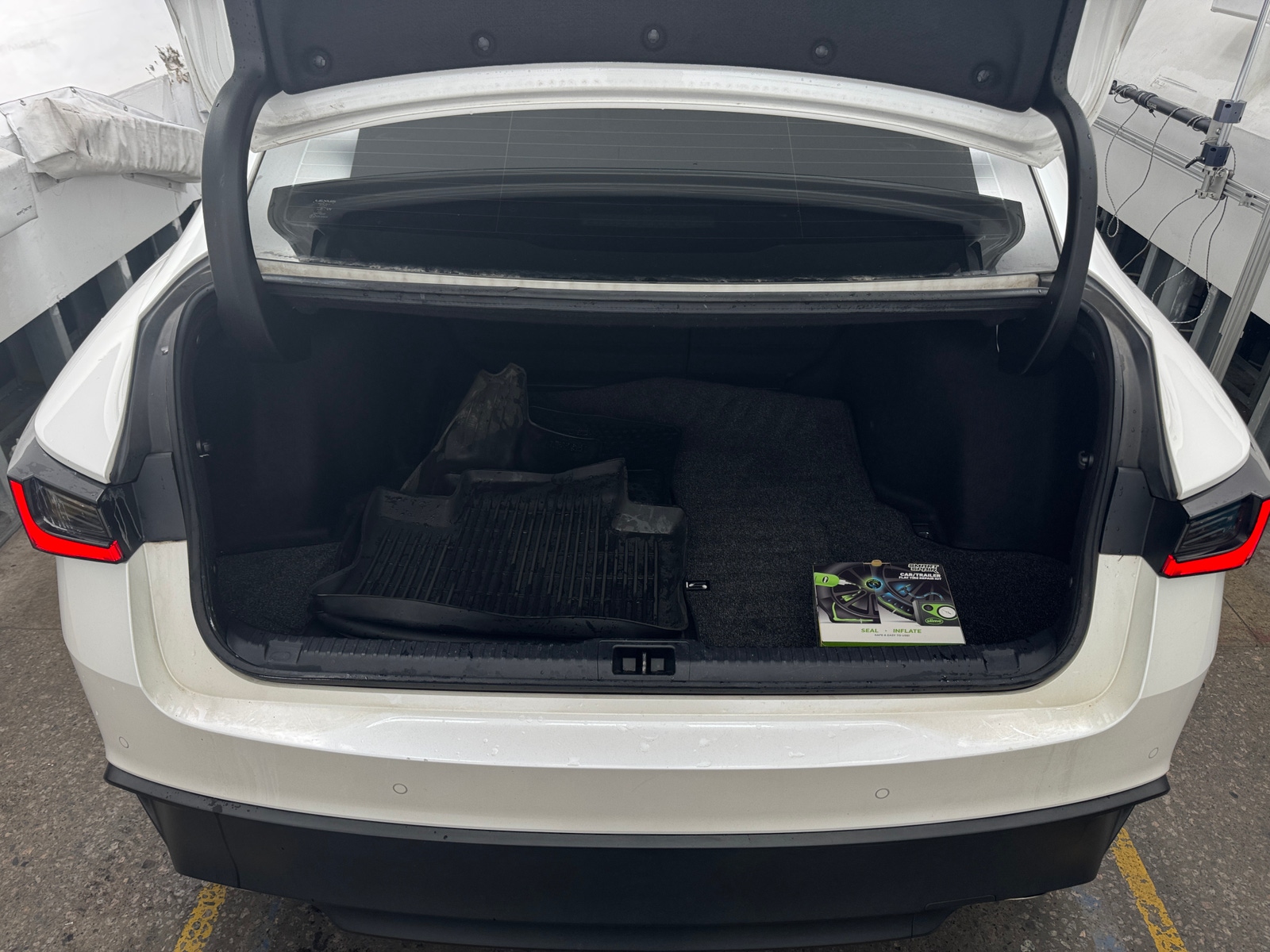 Thumbnail: 2021 Lexus IS - 6