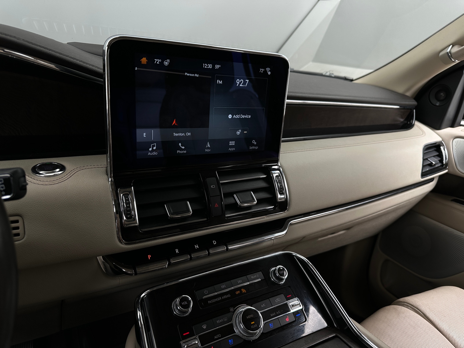 Thumbnail: 2019 Lincoln Navigator - 3