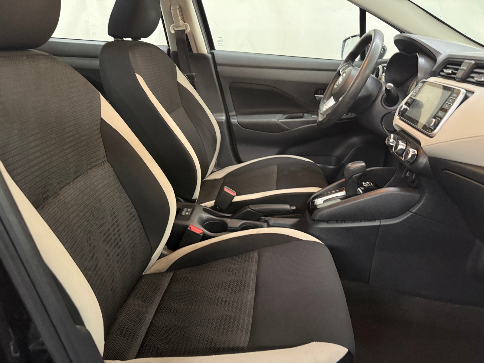 Thumbnail: 2022 Nissan Versa - 2