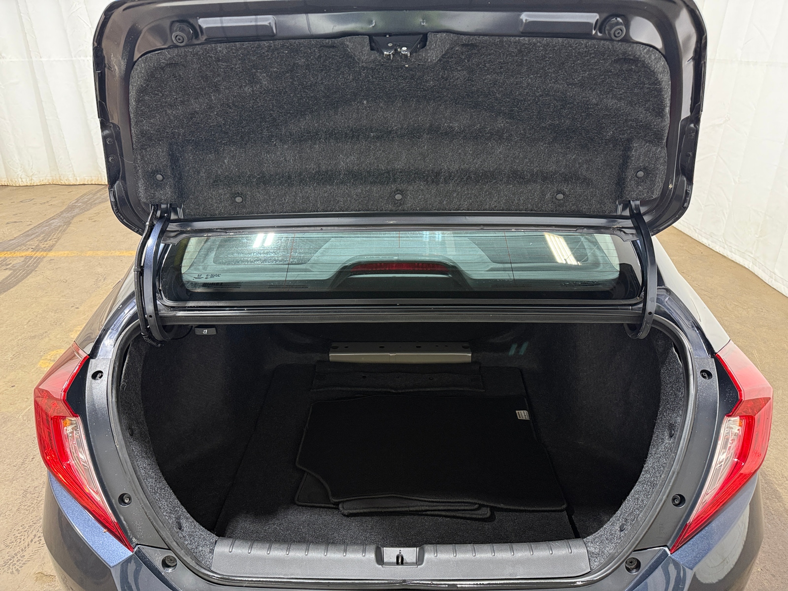 Thumbnail: 2020 Honda Civic - 7