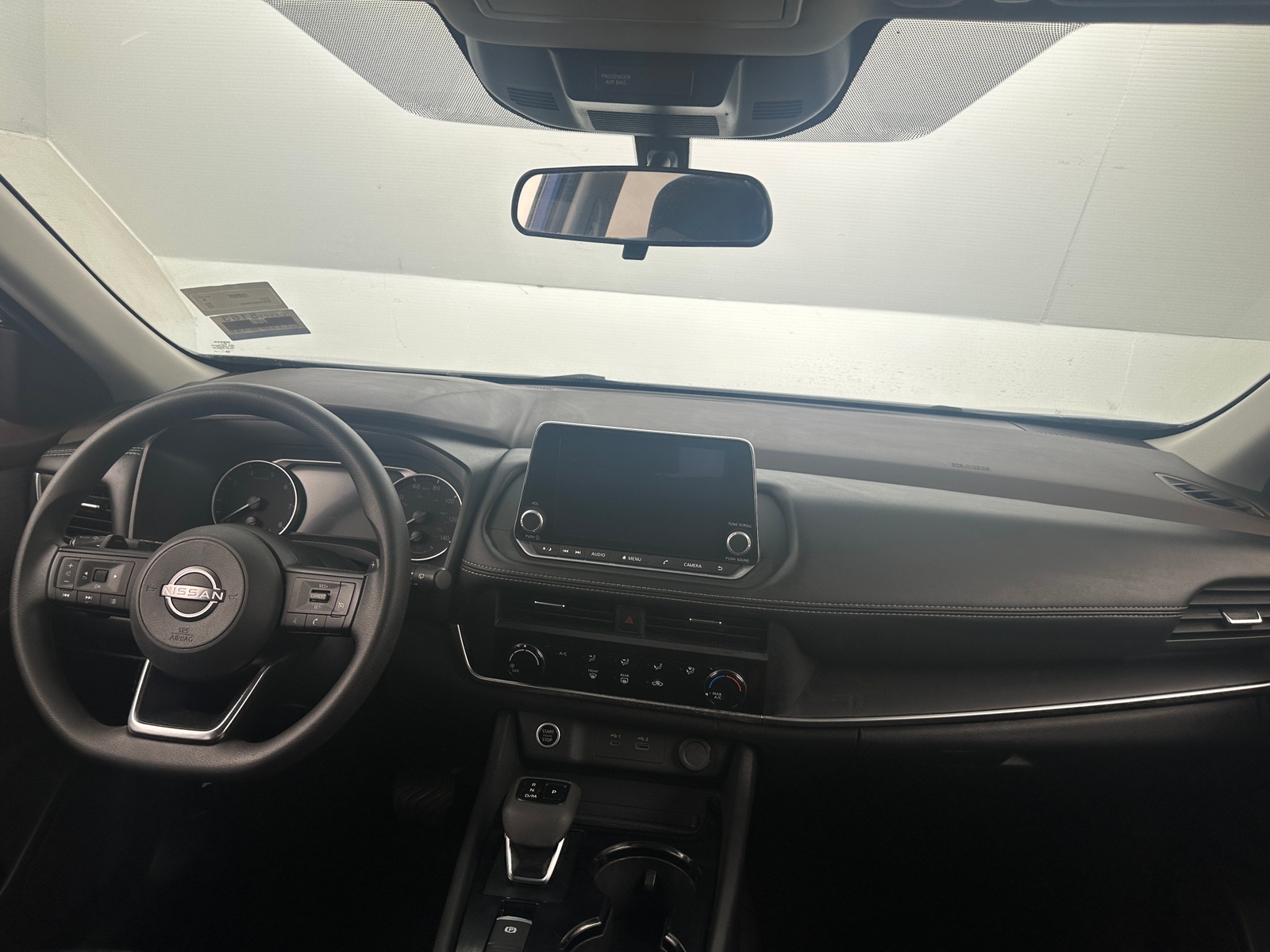 Thumbnail: 2023 Nissan Rogue - 3