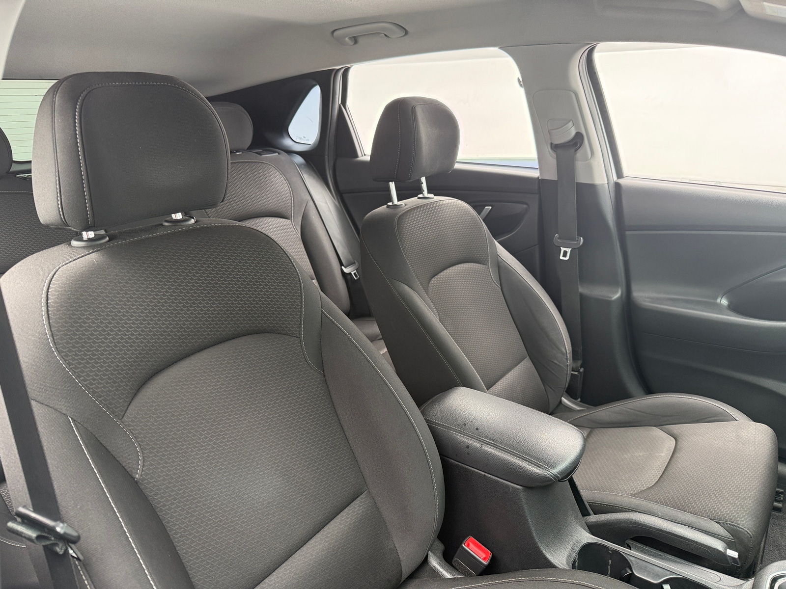 Thumbnail: 2018 Hyundai Elantra - 2