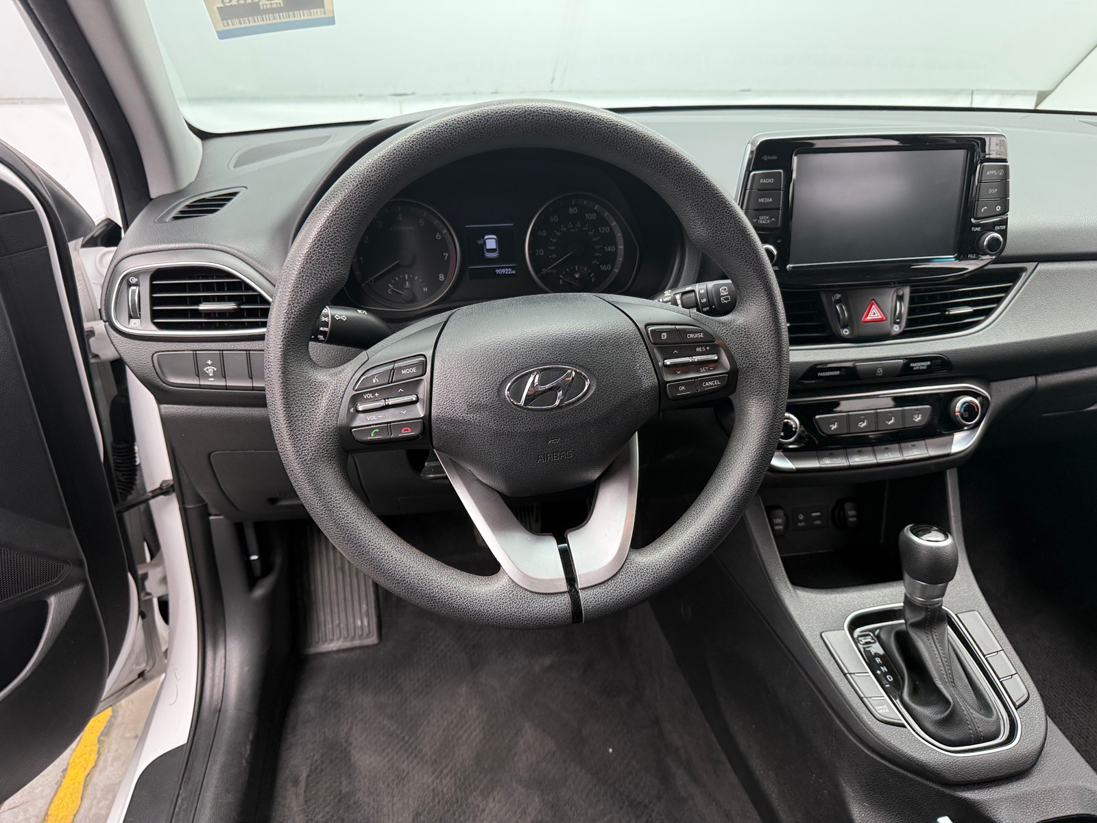 Thumbnail: 2018 Hyundai Elantra - 5