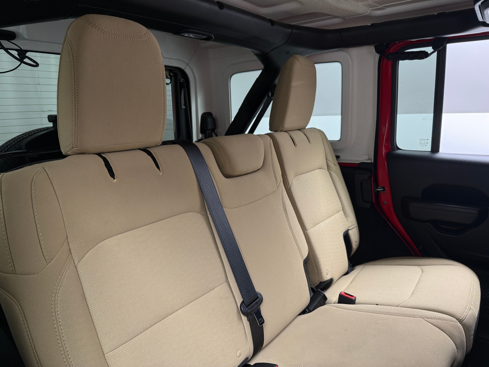 Thumbnail: 2018 Jeep Wrangler - 6