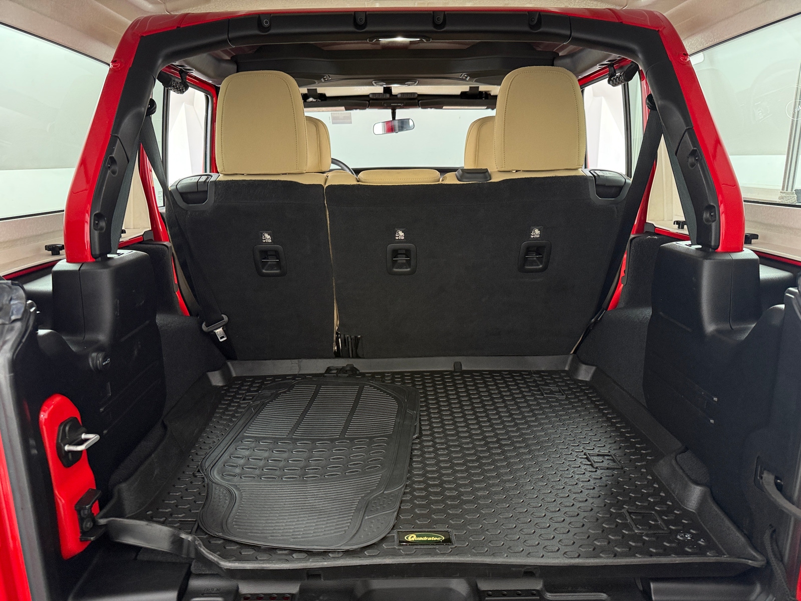 Thumbnail: 2018 Jeep Wrangler - 7