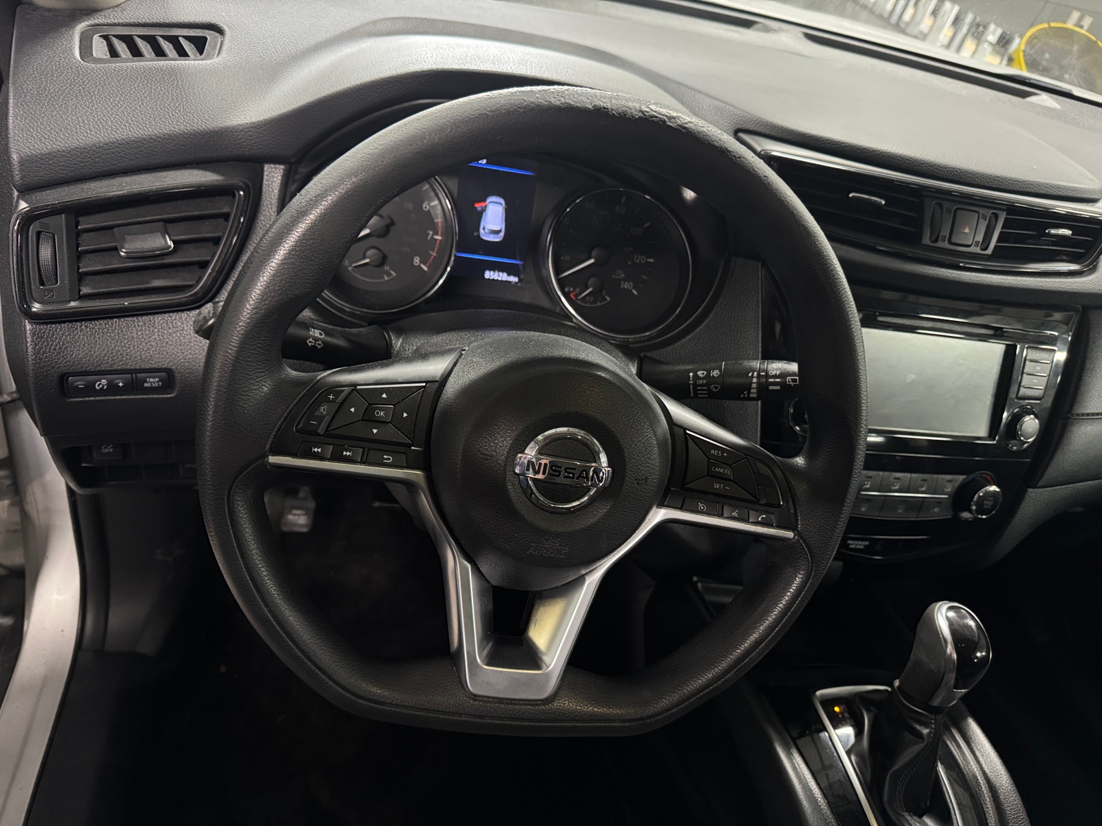 Thumbnail: 2018 Nissan Rogue - 5