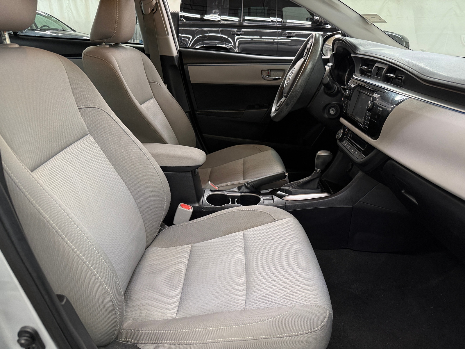 Thumbnail: 2015 Toyota Corolla - 2