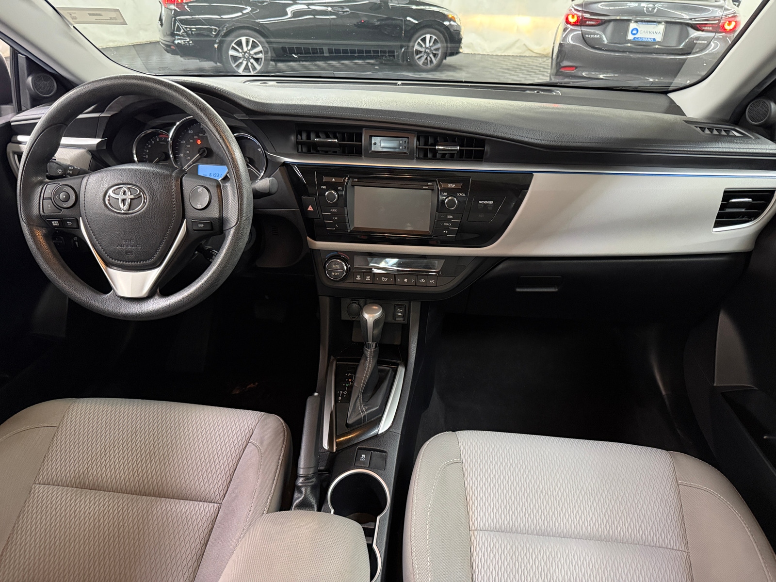 Thumbnail: 2015 Toyota Corolla - 3