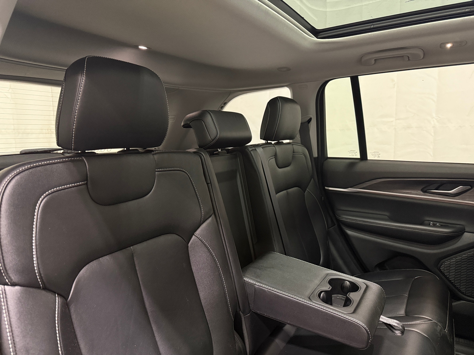 Thumbnail: 2023 Jeep Grand Cherokee - 5