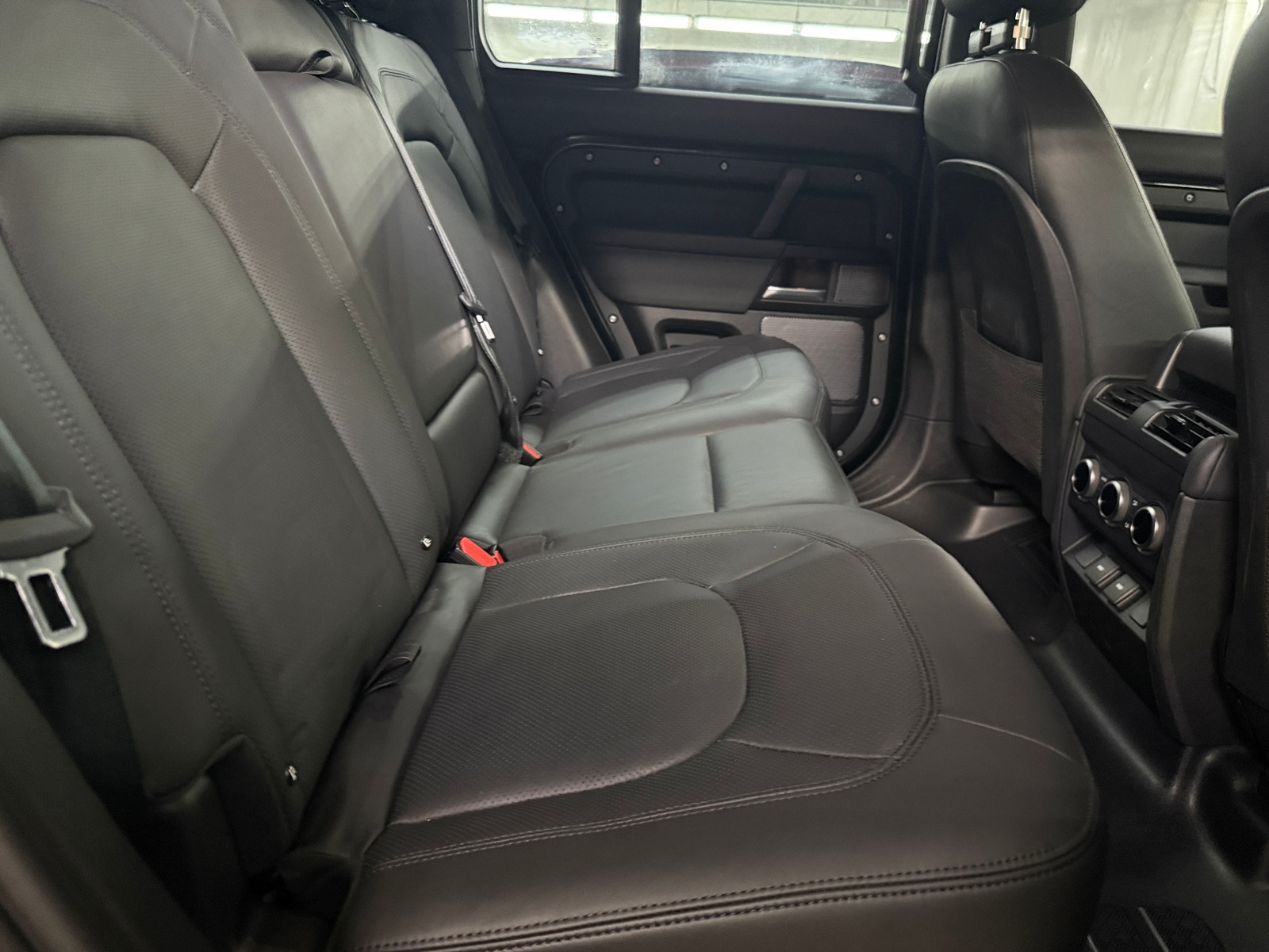 Thumbnail: 2023 Land Rover Defender - 5