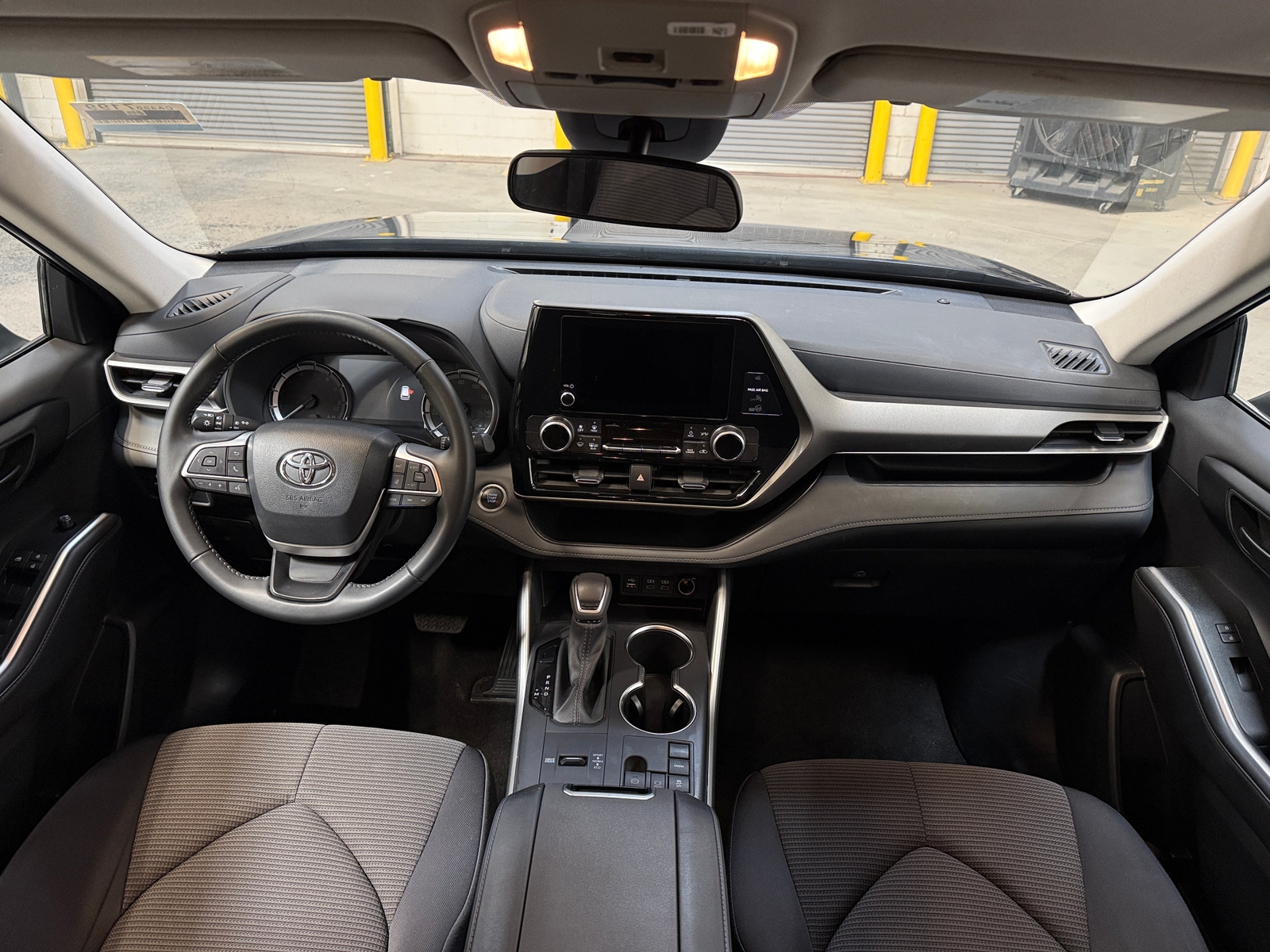 Thumbnail: 2025 Toyota Highlander - 3