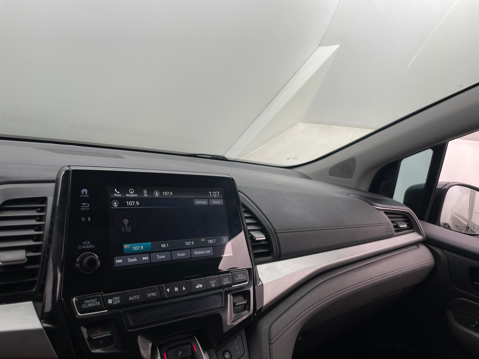 Thumbnail: 2019 Honda Odyssey - 3