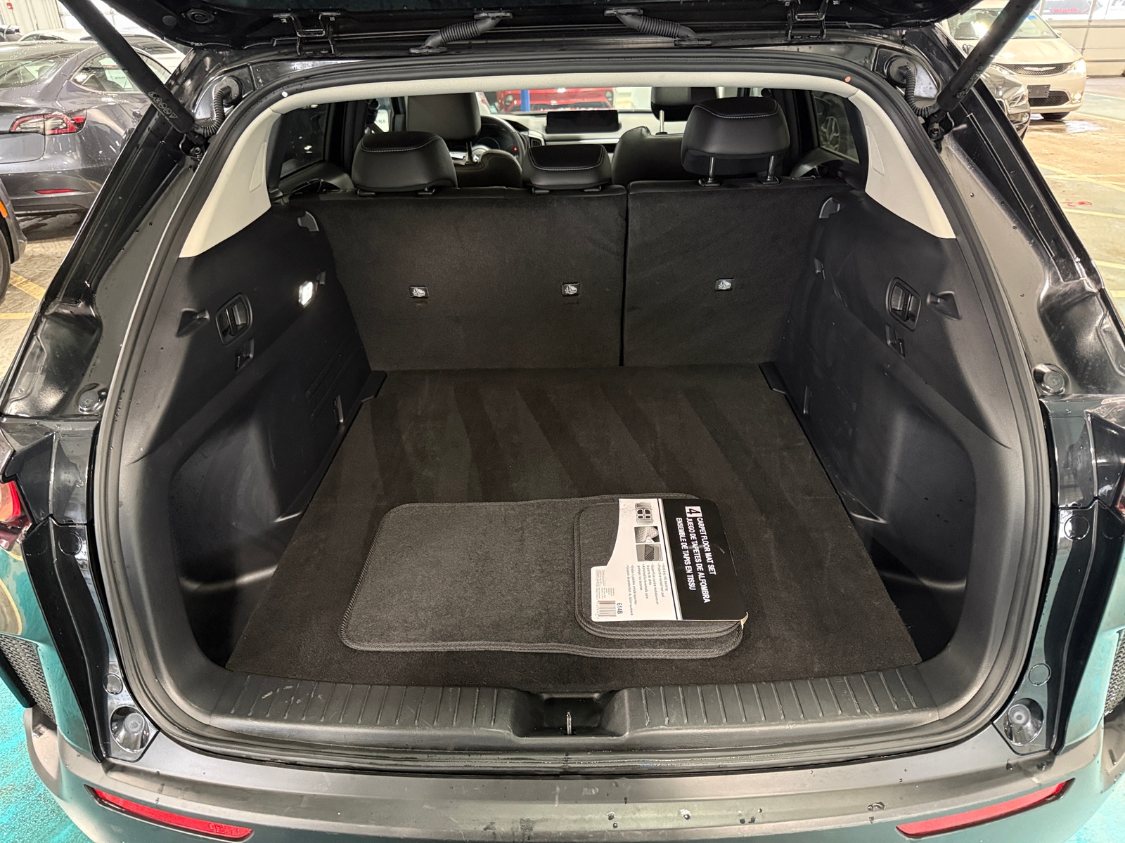 Thumbnail: 2025 Mazda CX-50 - 7