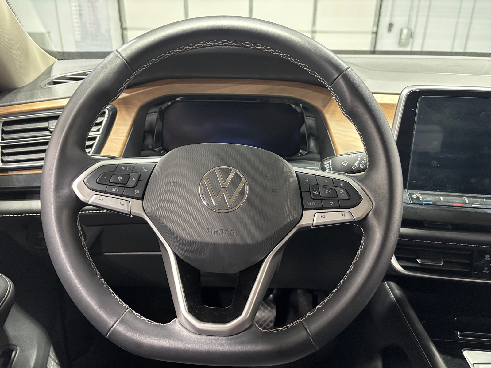 Thumbnail: 2025 Volkswagen Atlas - 4