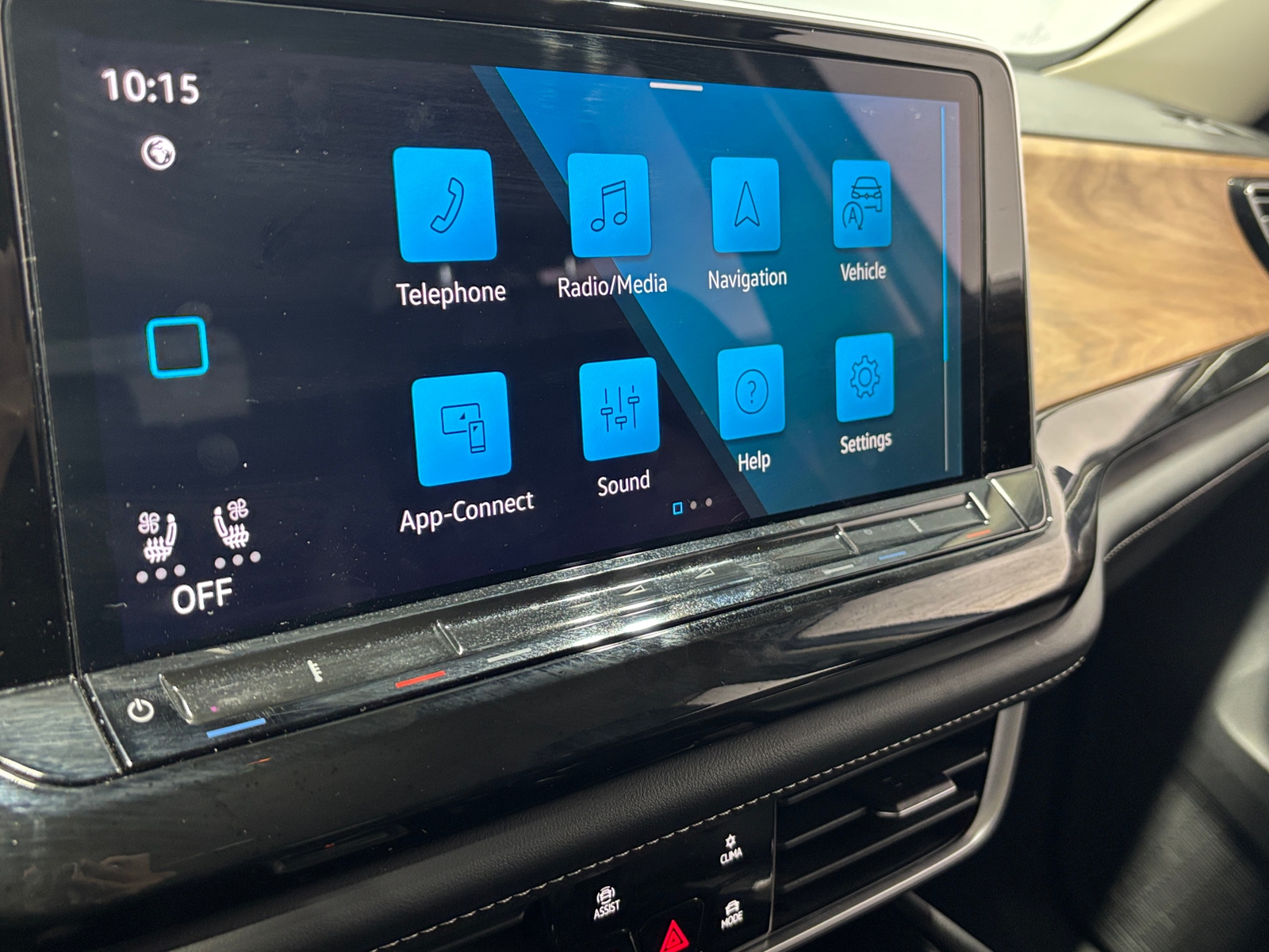 Thumbnail: 2025 Volkswagen Atlas - 3