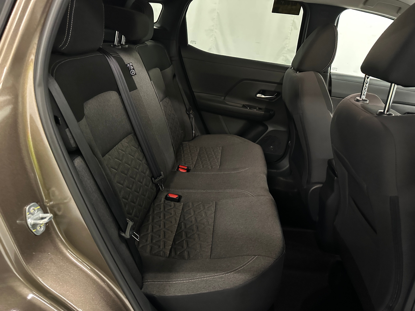 Thumbnail: 2025 Nissan Kicks - 6