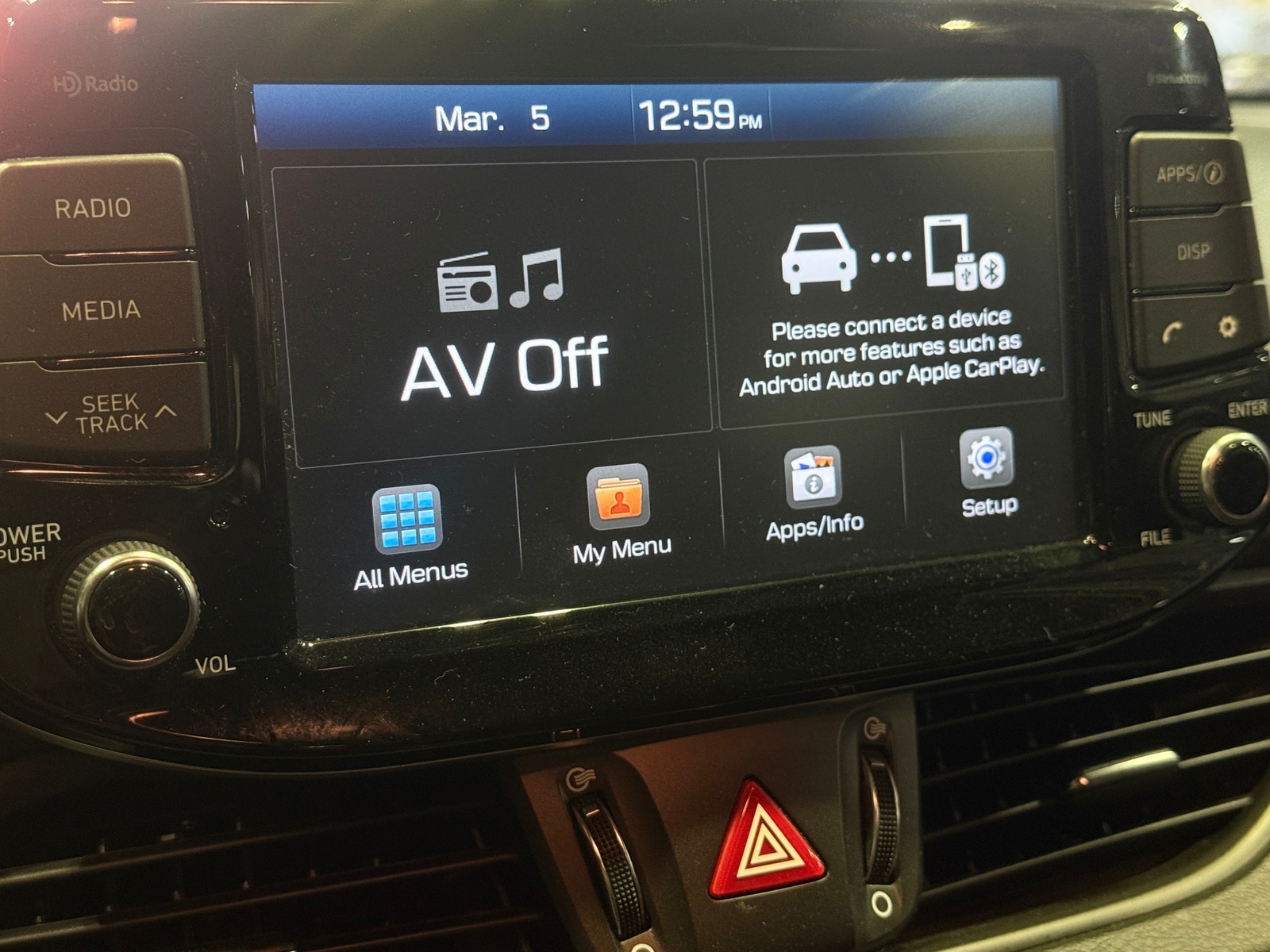 Thumbnail: 2018 Hyundai Elantra - 3