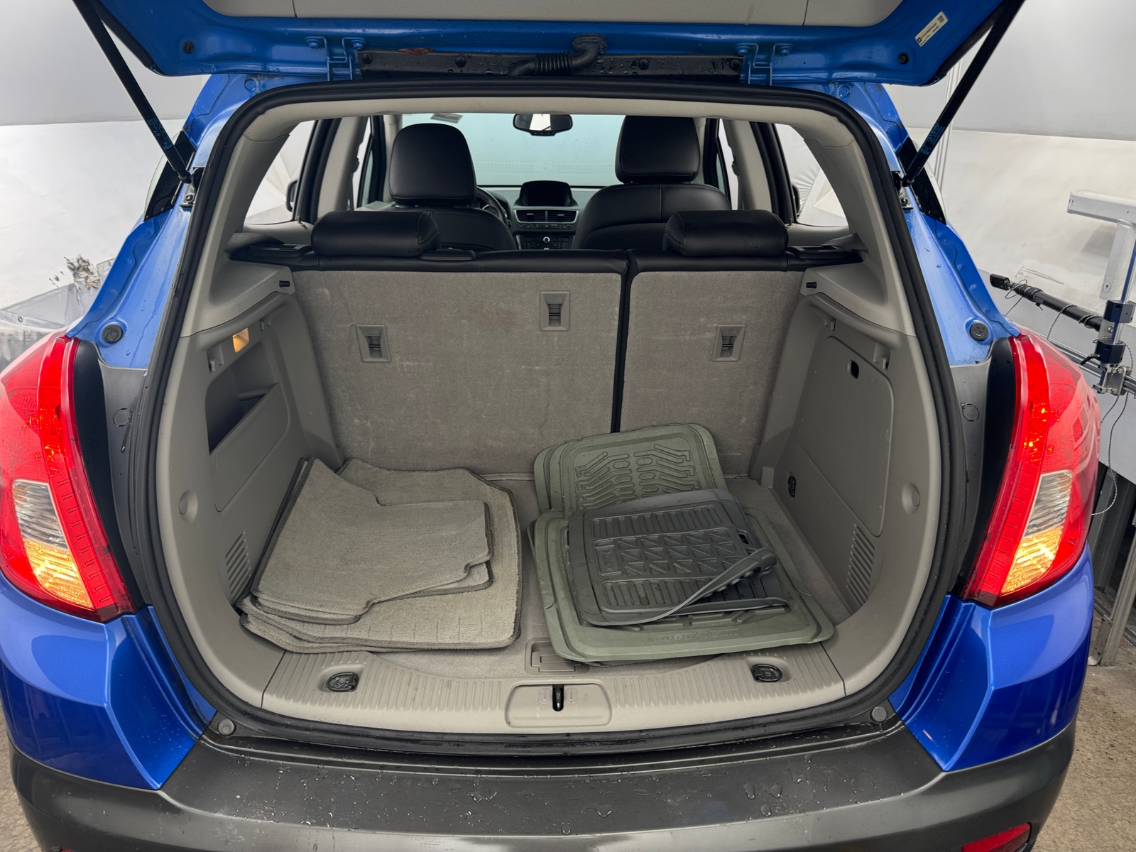 Thumbnail: 2014 Buick Encore - 6