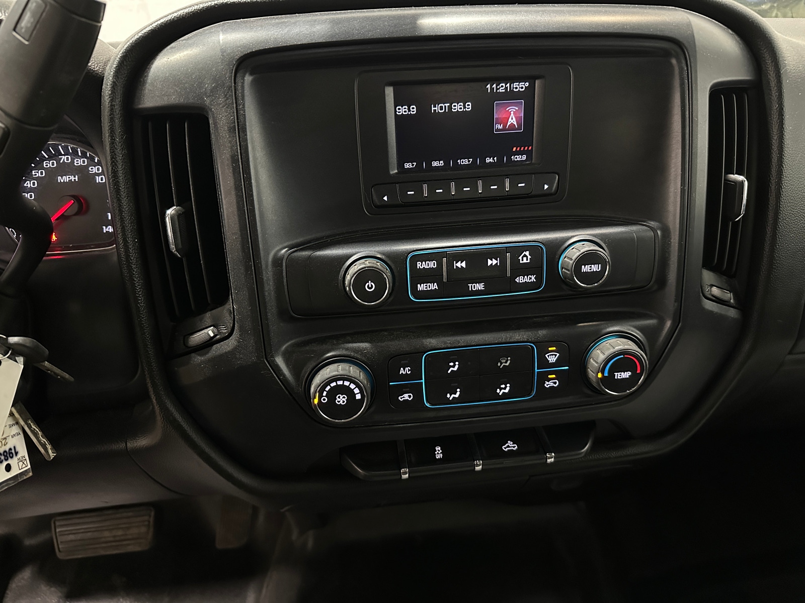 Thumbnail: 2017 GMC Sierra 1500 - 4