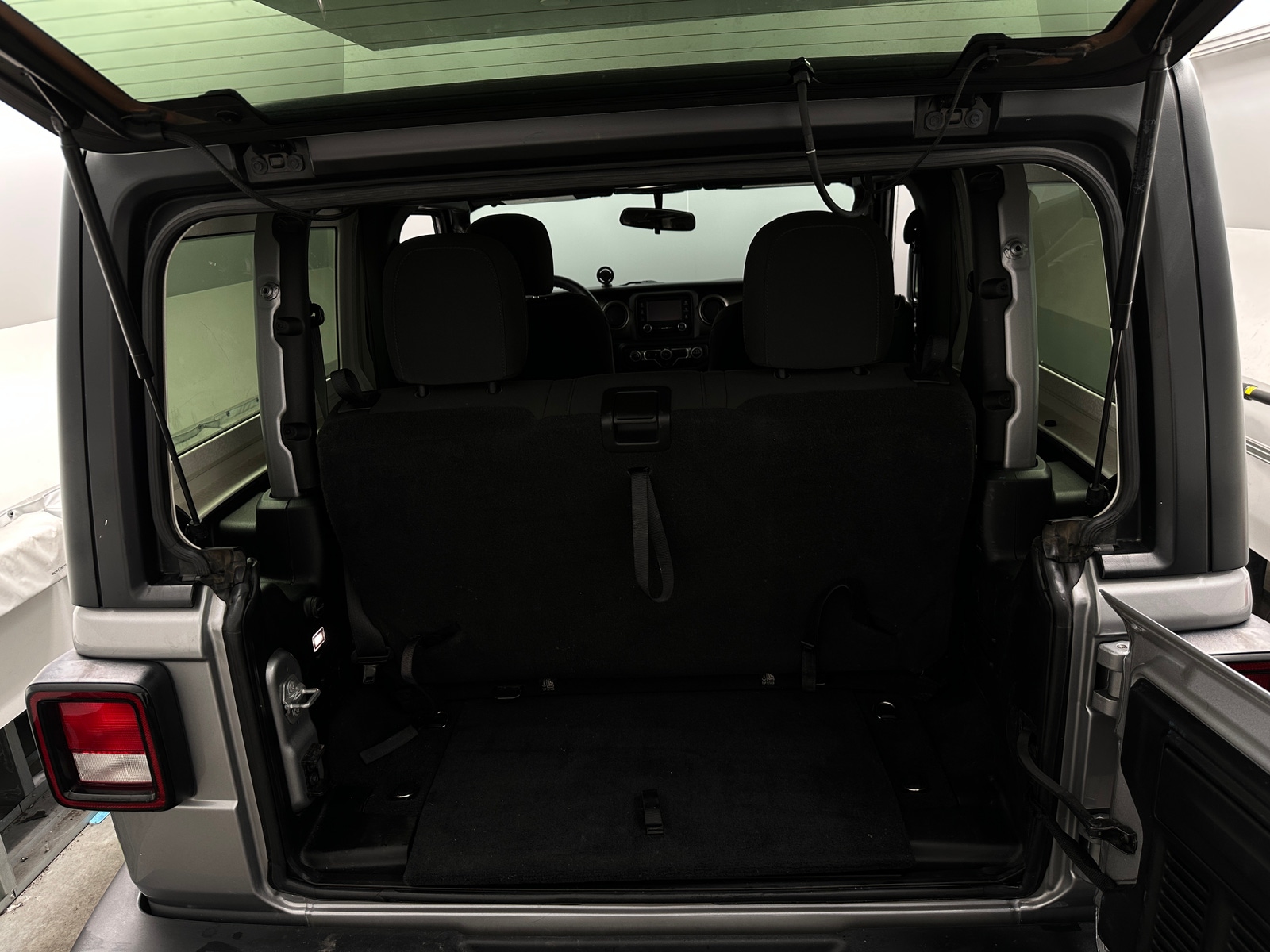 Thumbnail: 2018 Jeep Wrangler - 7