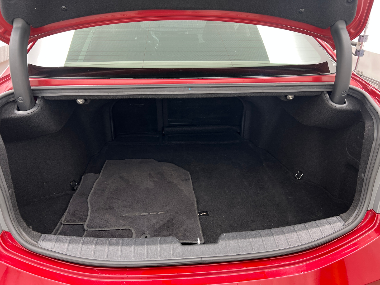 Thumbnail: 2016 Hyundai Azera - 6