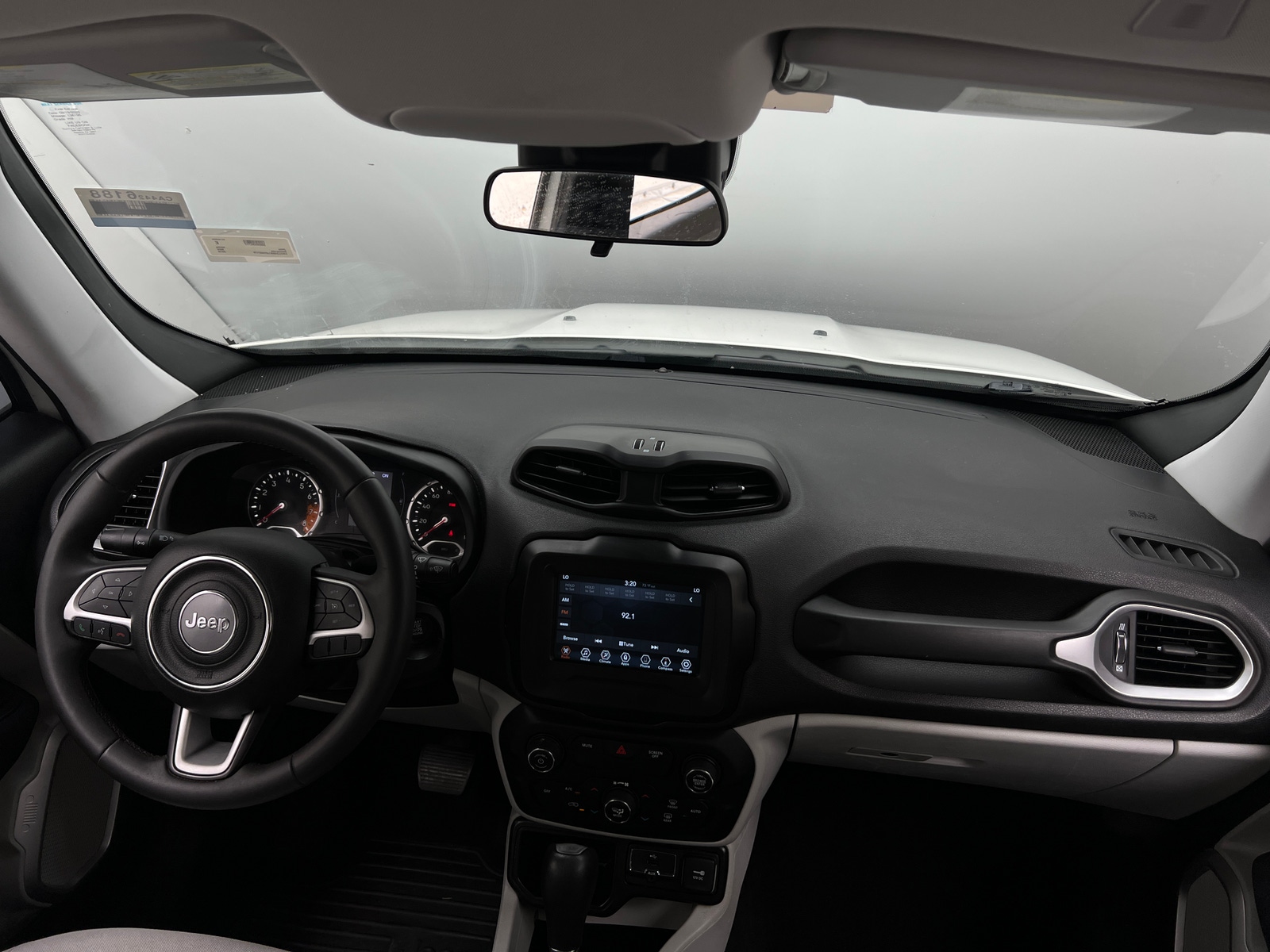 Thumbnail: 2018 Jeep Renegade - 3